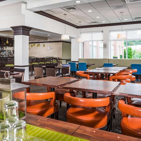 Hilton Garden Inn Hampton Coliseum Central Экстерьер фото