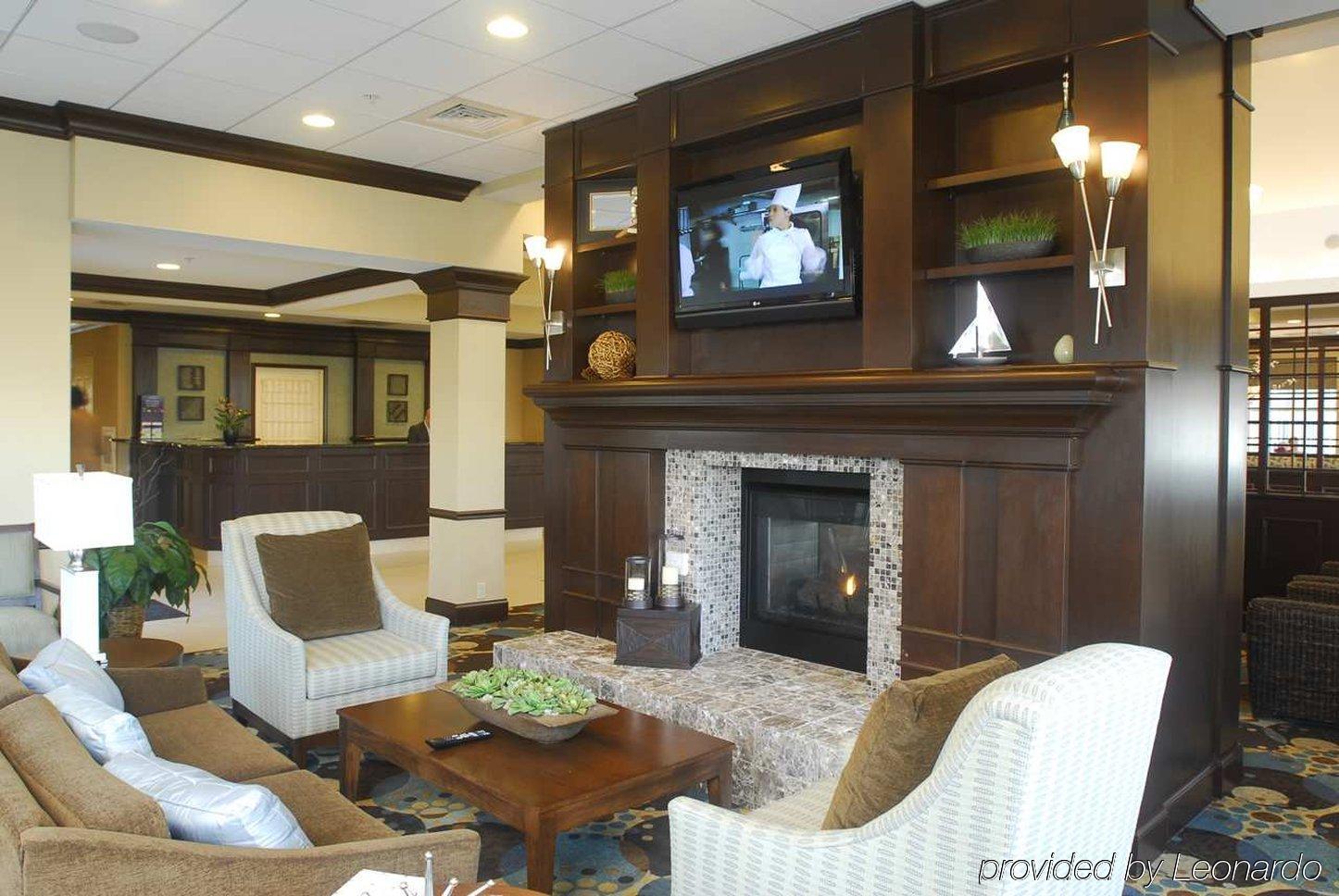 Hilton Garden Inn Hampton Coliseum Central Экстерьер фото