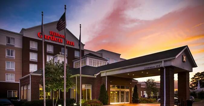 Hilton Garden Inn Hampton Coliseum Central Экстерьер фото